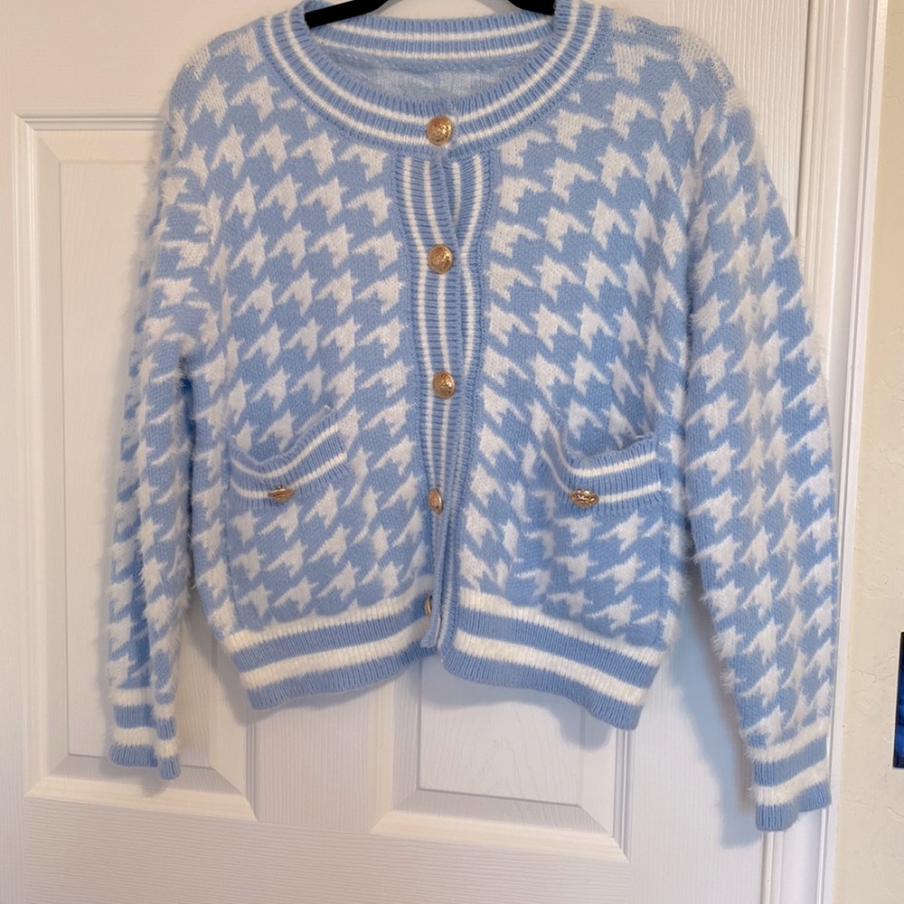 Super cute cardigan